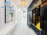Bán Nhà Phố Quận 7 Có Thang Máy Hiện Đại Vị Trí Vàng Cạnh Phú Mỹ Hưng