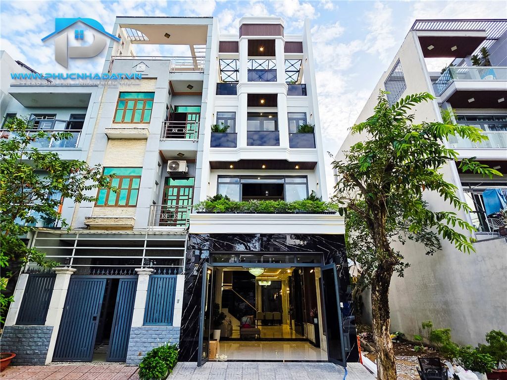 Đỉnh Cao Không Gian Sống Nhà Phố View Sông Quận 7 Full Nội Thất Thang Máy