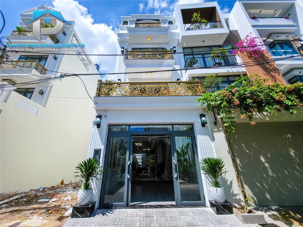 Bán Nhà Phố Cổ Điển Có Thang Máy KDC Đồng Bộ Huỳnh Tấn Phát, Nhà Bè