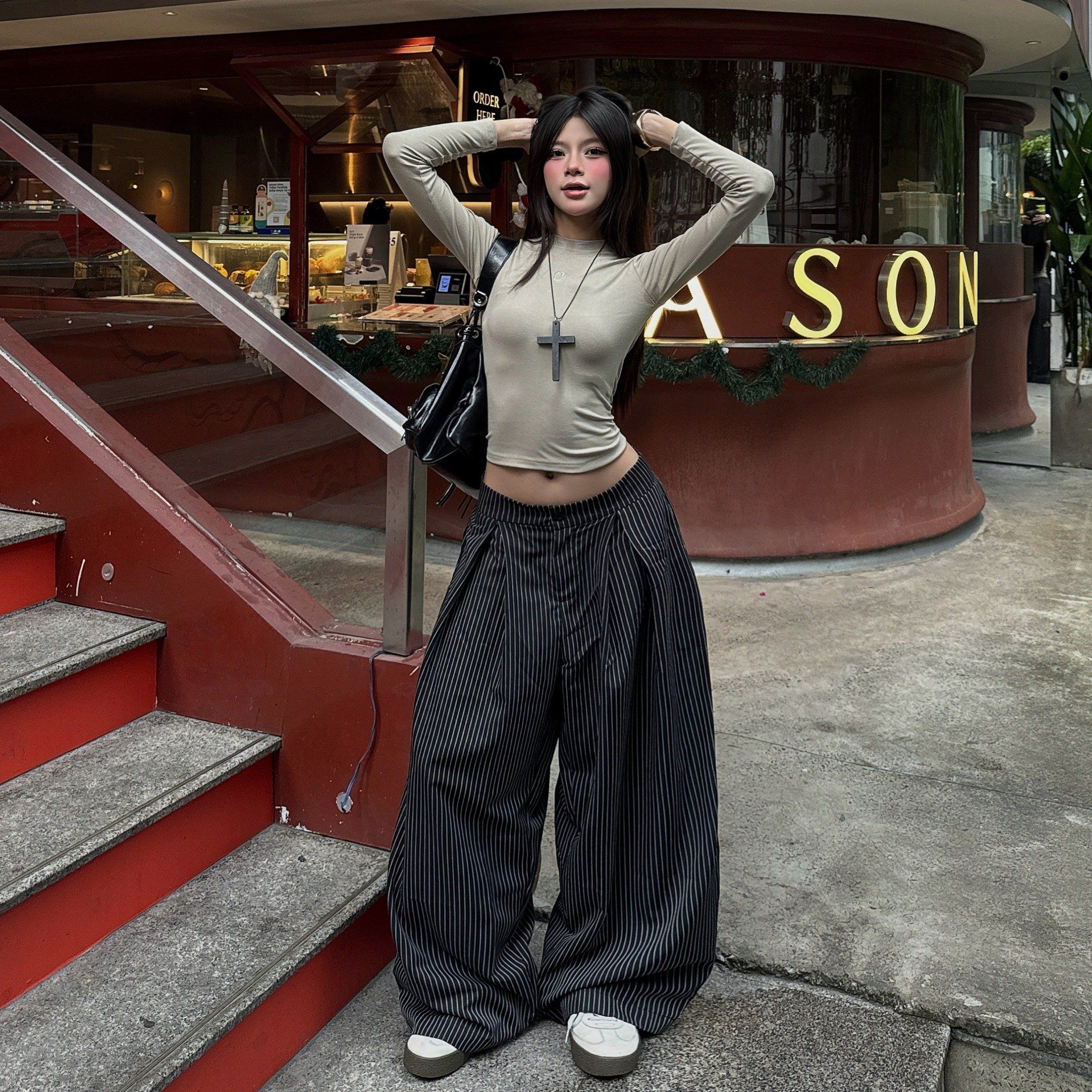  Áo Thun Nữ Dài Tay Ôm Body Outerity Long Slim Tee Basic Cotton Co Giãn Mềm Mịn 