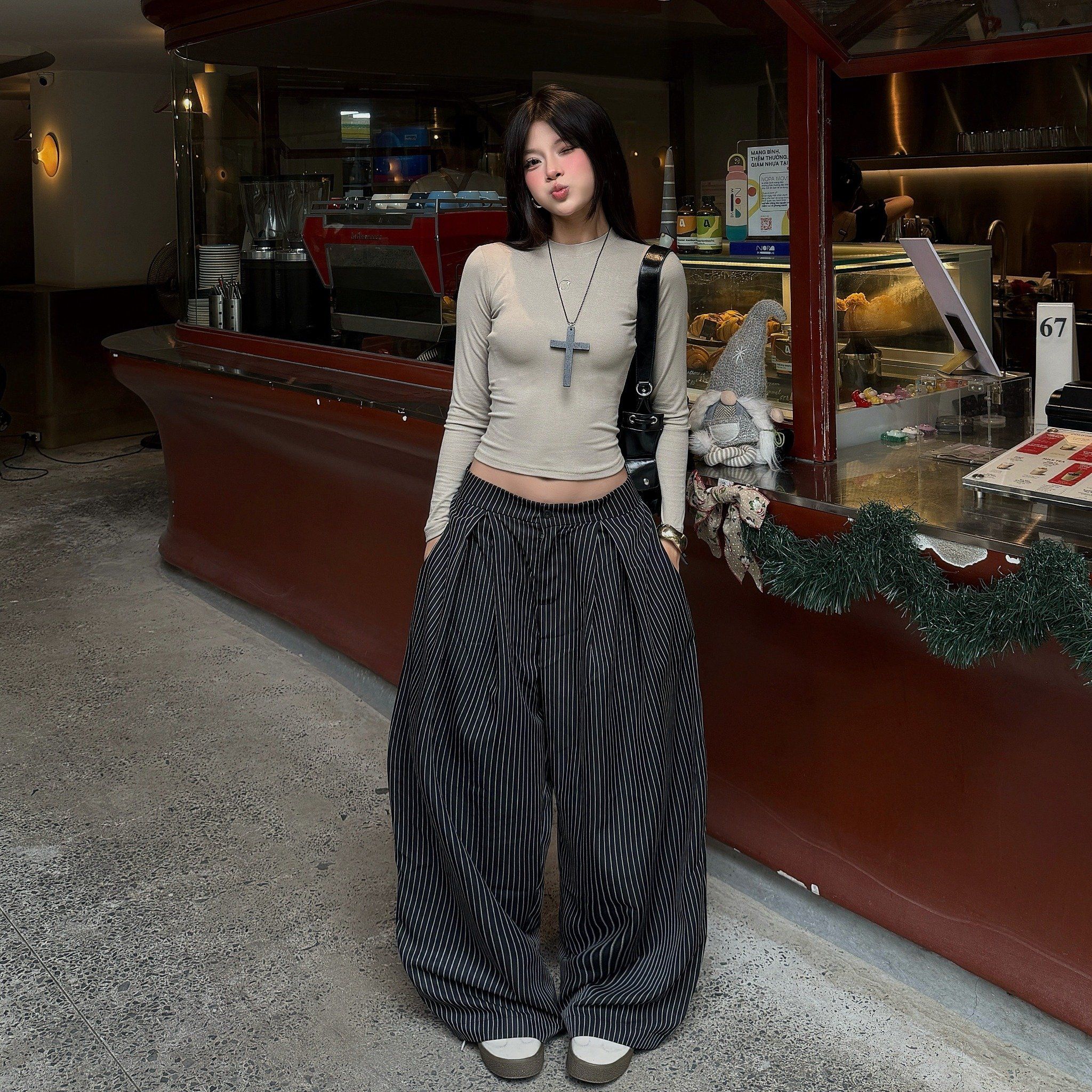  Áo Thun Nữ Dài Tay Ôm Body Outerity Long Slim Tee Basic Cotton Co Giãn Mềm Mịn 