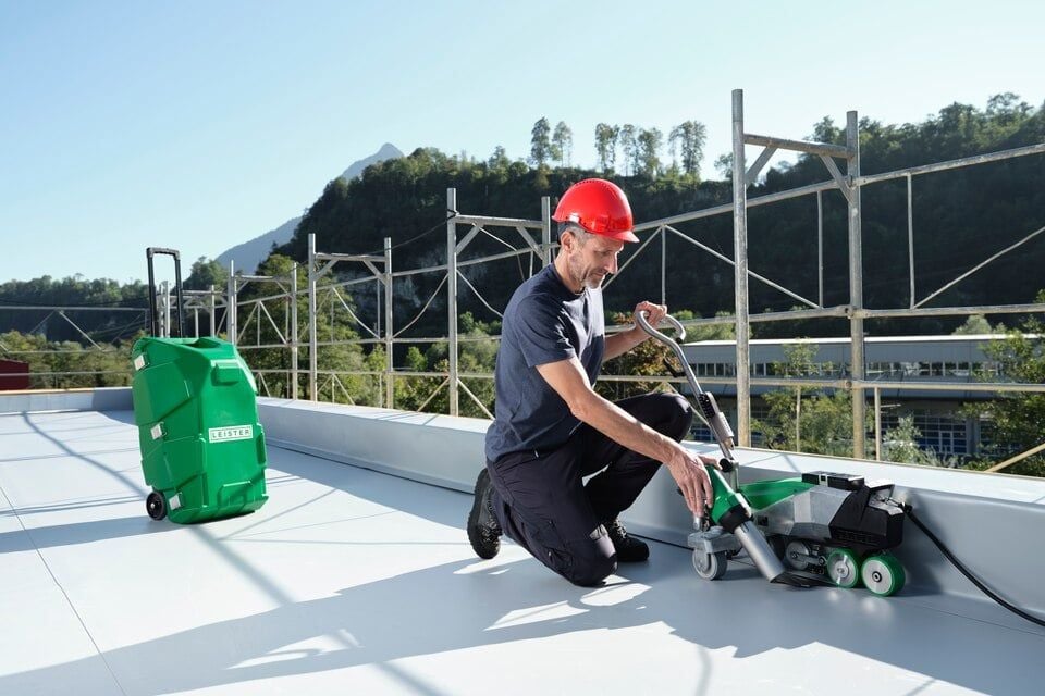  Máy Hàn Màng TPO, PVC Varimat 710 Leister 