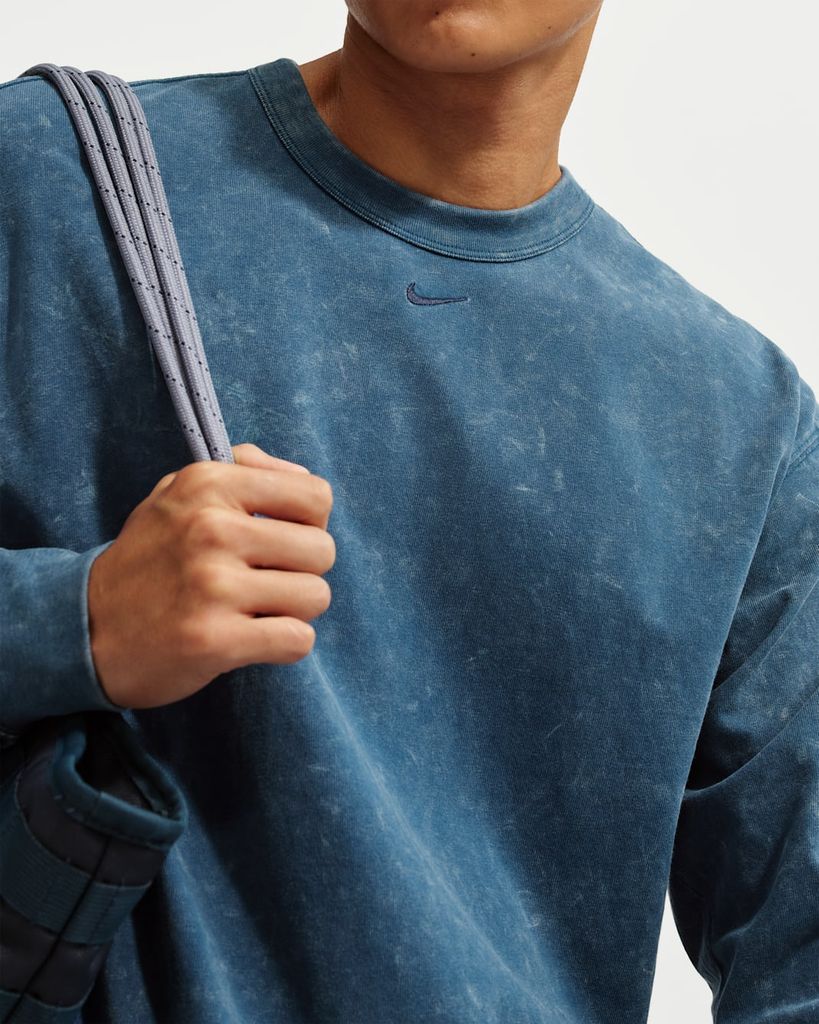 Áo thun dài tay Nike Premium Essentials - HV0128-415