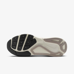 Giày chạy bộ NIKE STRUCTURE 26 RUN IB5698-100