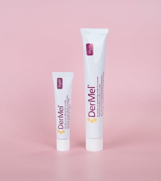 Kem điều trị vết thương hở và phòng ngừa sẹo Dermel Skin Ointment 15G