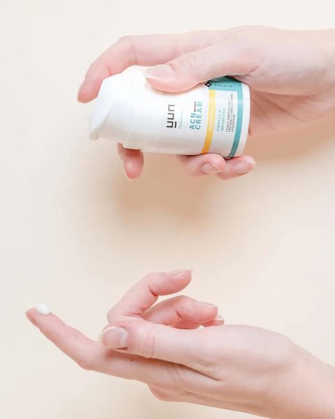 Kem dưỡng cho da mụn Yun ACN Probiotic Repair Face Cream 50ml