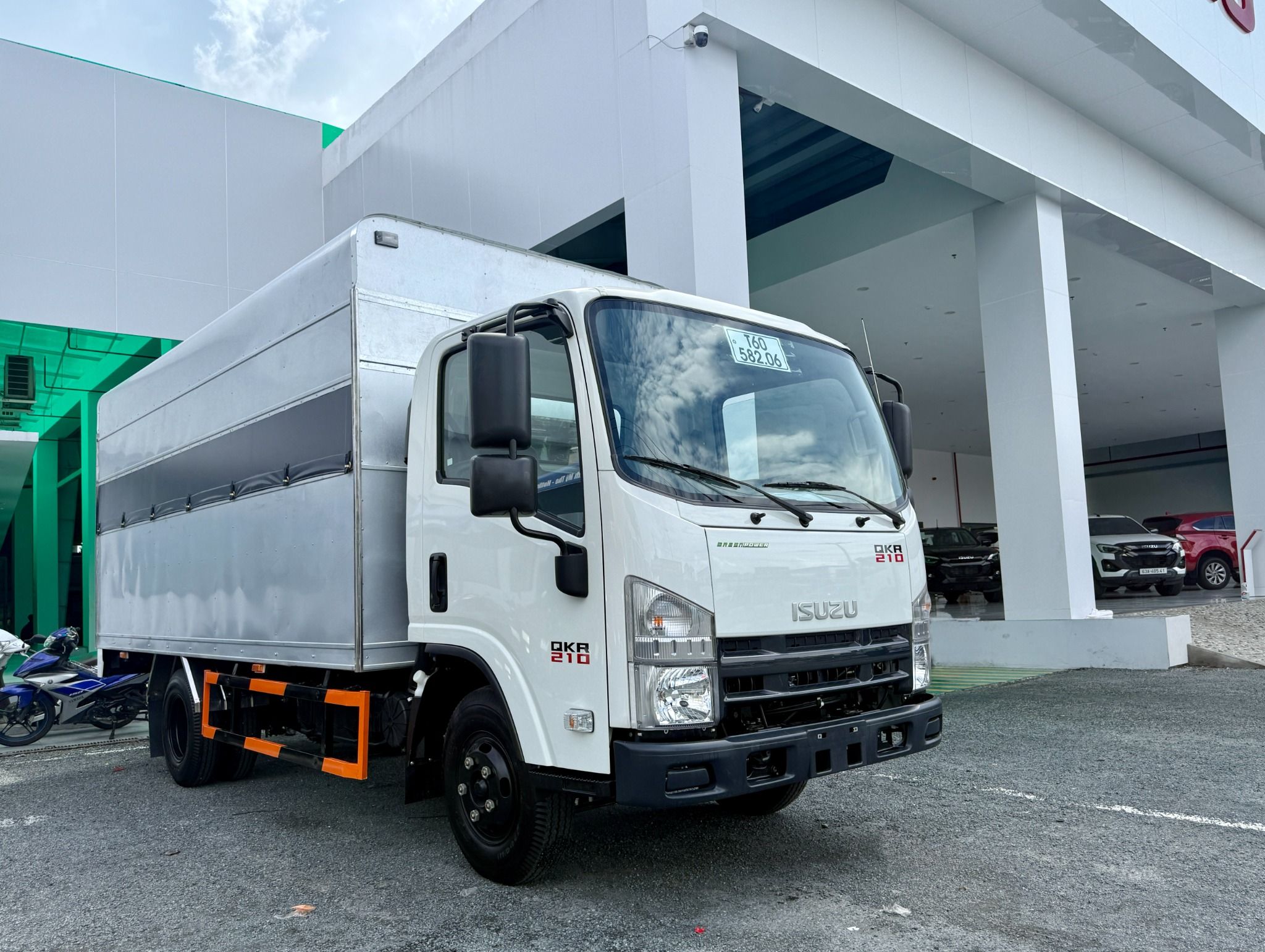  Xe Tập Lái Isuzu QKR 210 Euro 5 Hạng C1 