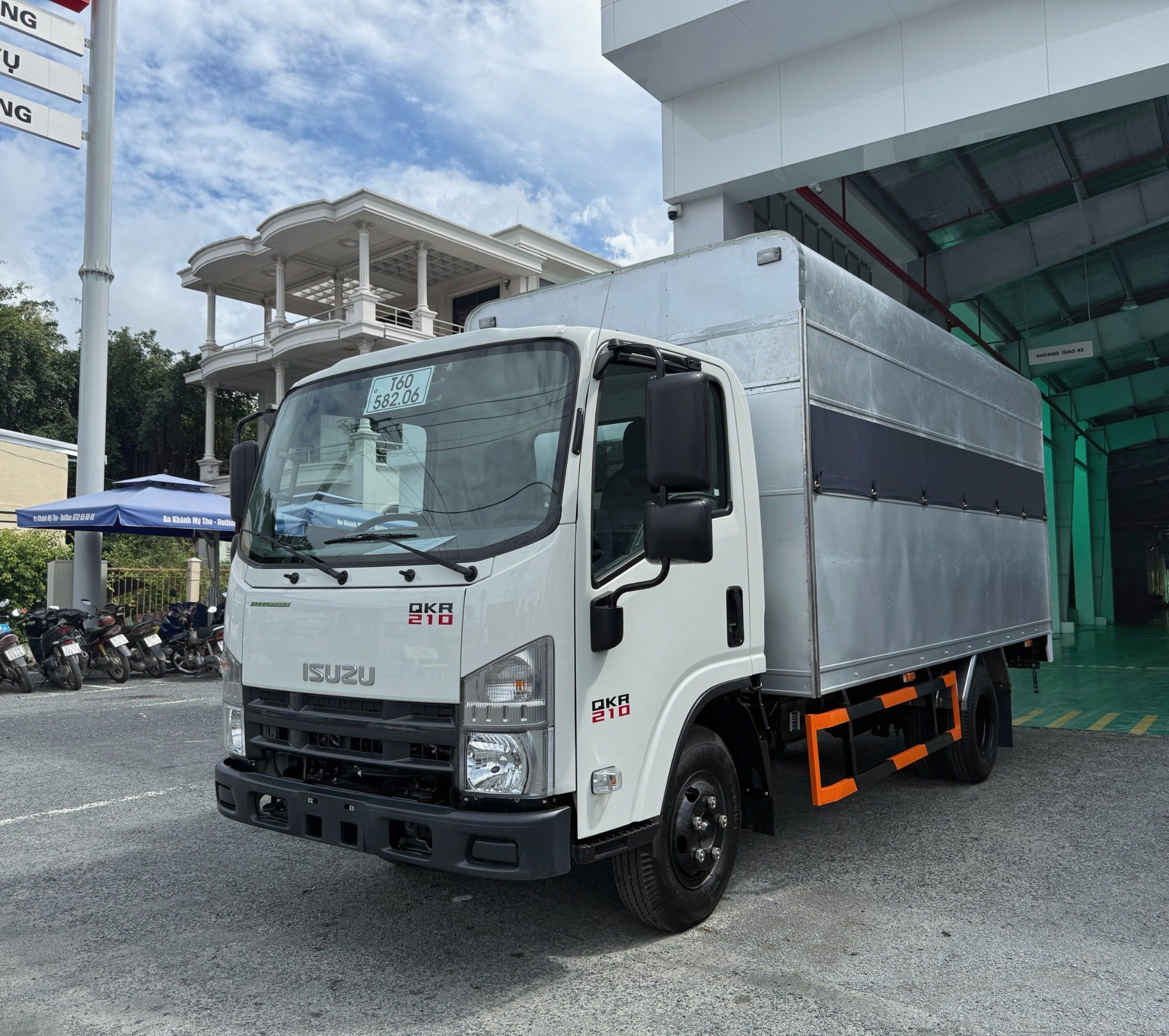  Xe Tập Lái Isuzu QKR 210 Euro 5 Hạng C1 