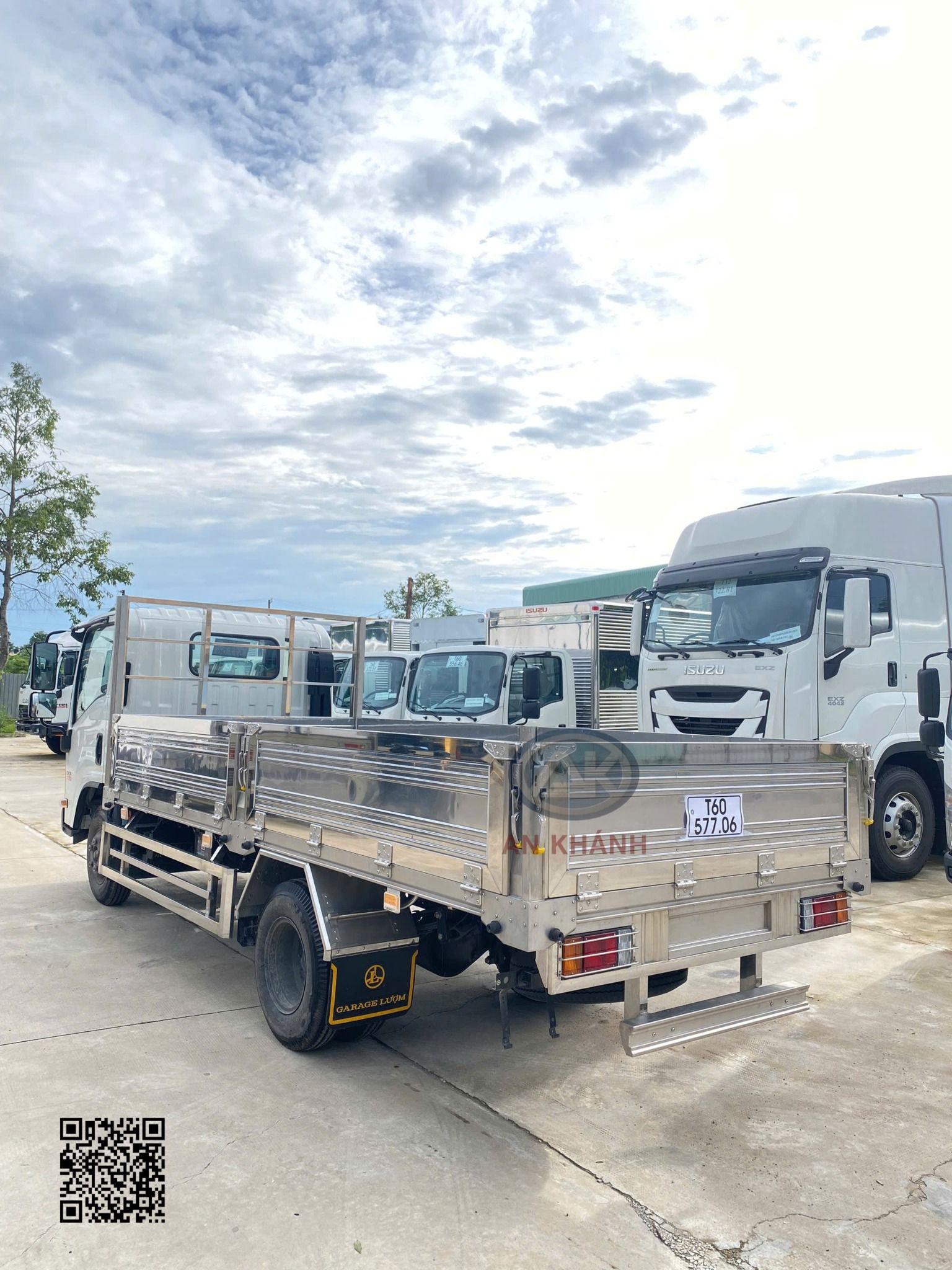  Isuzu QKR 270 Euro 5 Thùng Lửng Bửng Đúc Full Inox 