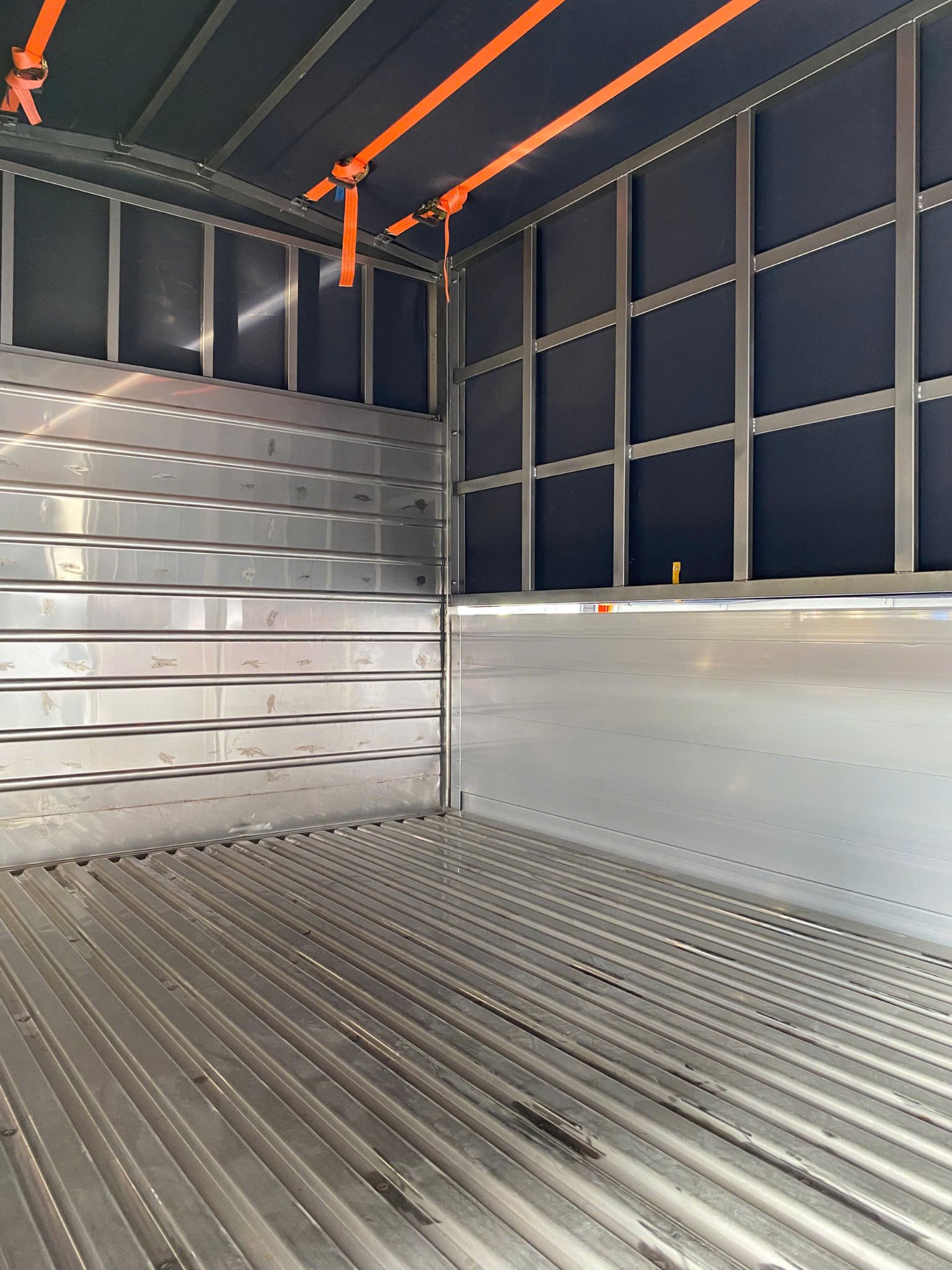  Isuzu QKR 270 Euro 5 Thùng Bạt Bửng Nhôm Garage Lượm Cao 1m9 