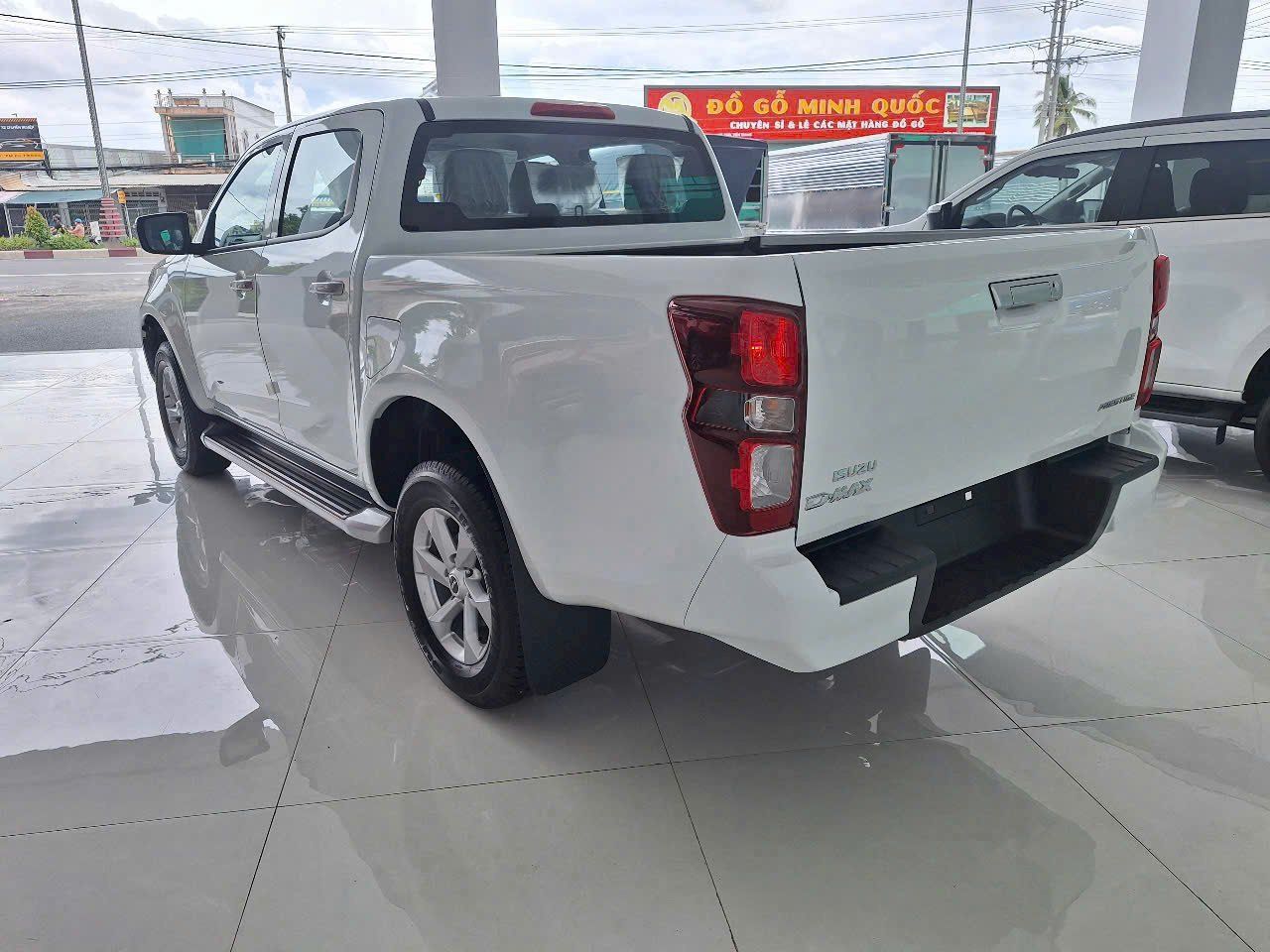  Bán Tải Isuzu Dmax 2025 Prestige MT (Số Sàn) 