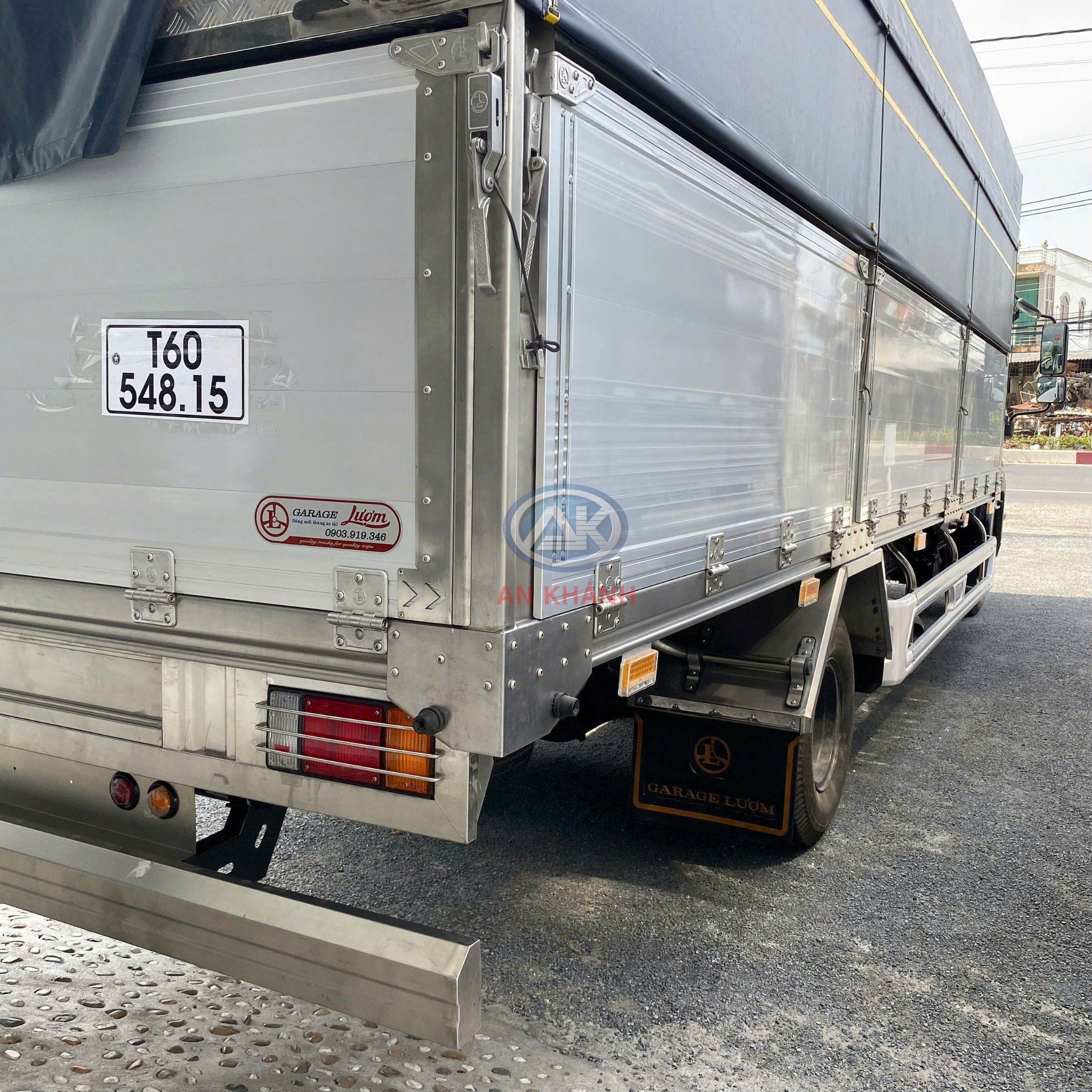  Isuzu FRR 650 Euro 5 Thùng Bạt Bửng Nhôm Garage Lượm 