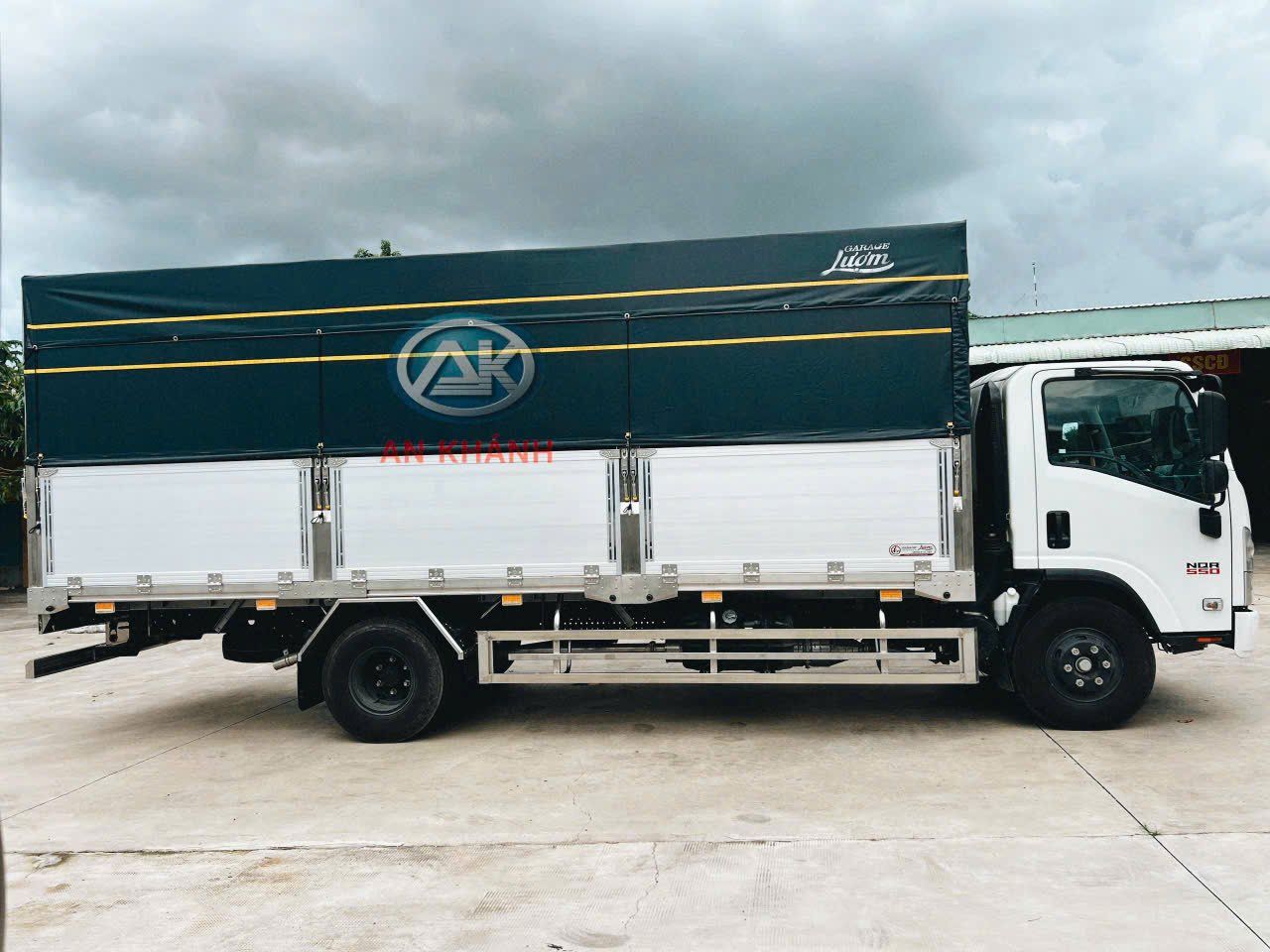 Isuzu NQR 550 Euro 5 Mui Bạt Chiều Cao Mới 2m2 Đóng Tại Garage Lượm 