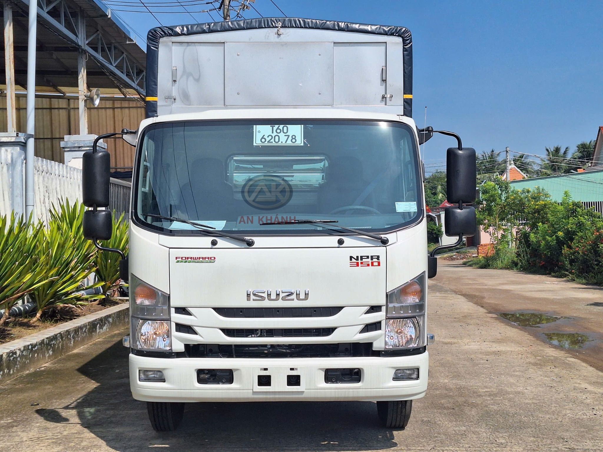  Isuzu NPR 400 Thùng Bạt Bửng Nhôm Garage Lượm Dài 6m2 