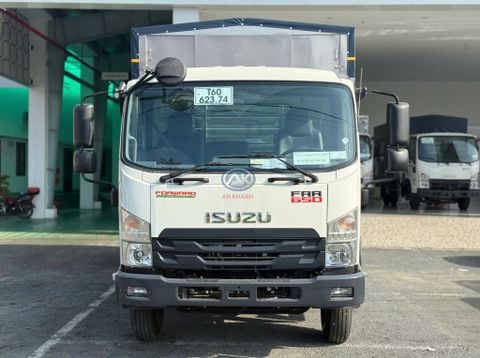 Isuzu FRR 650 Euro 5 Thùng Bạt Bửng Nhôm Garage Lượm Dài 5m8