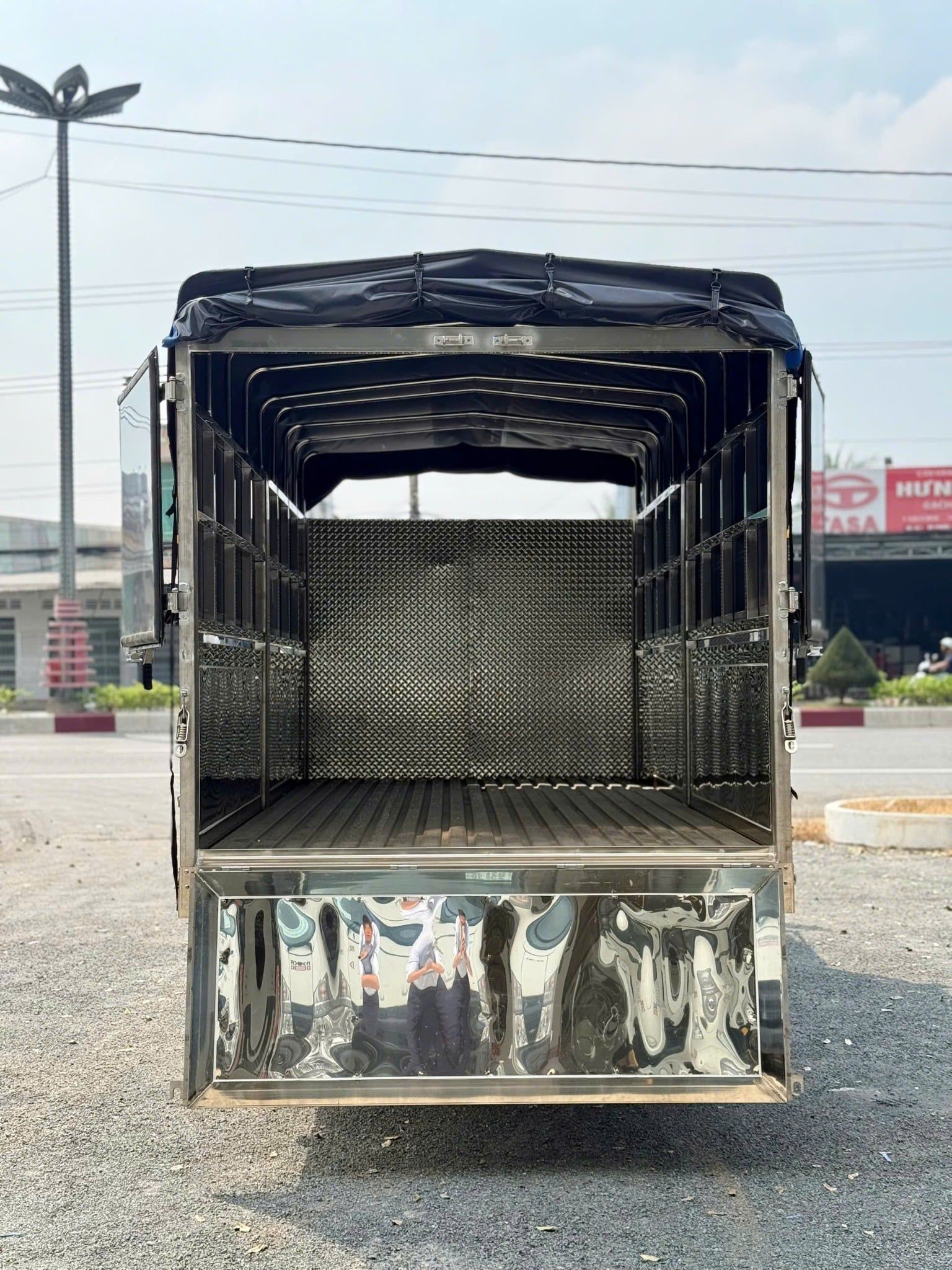  Isuzu QKR 270 Euro 5 Thùng Bạt Full Inox 304 