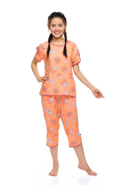 A44112303 - Bộ lửng rayon (viscose) hoa, cổ thuyền, tay ngắn khoét vai, phối viền