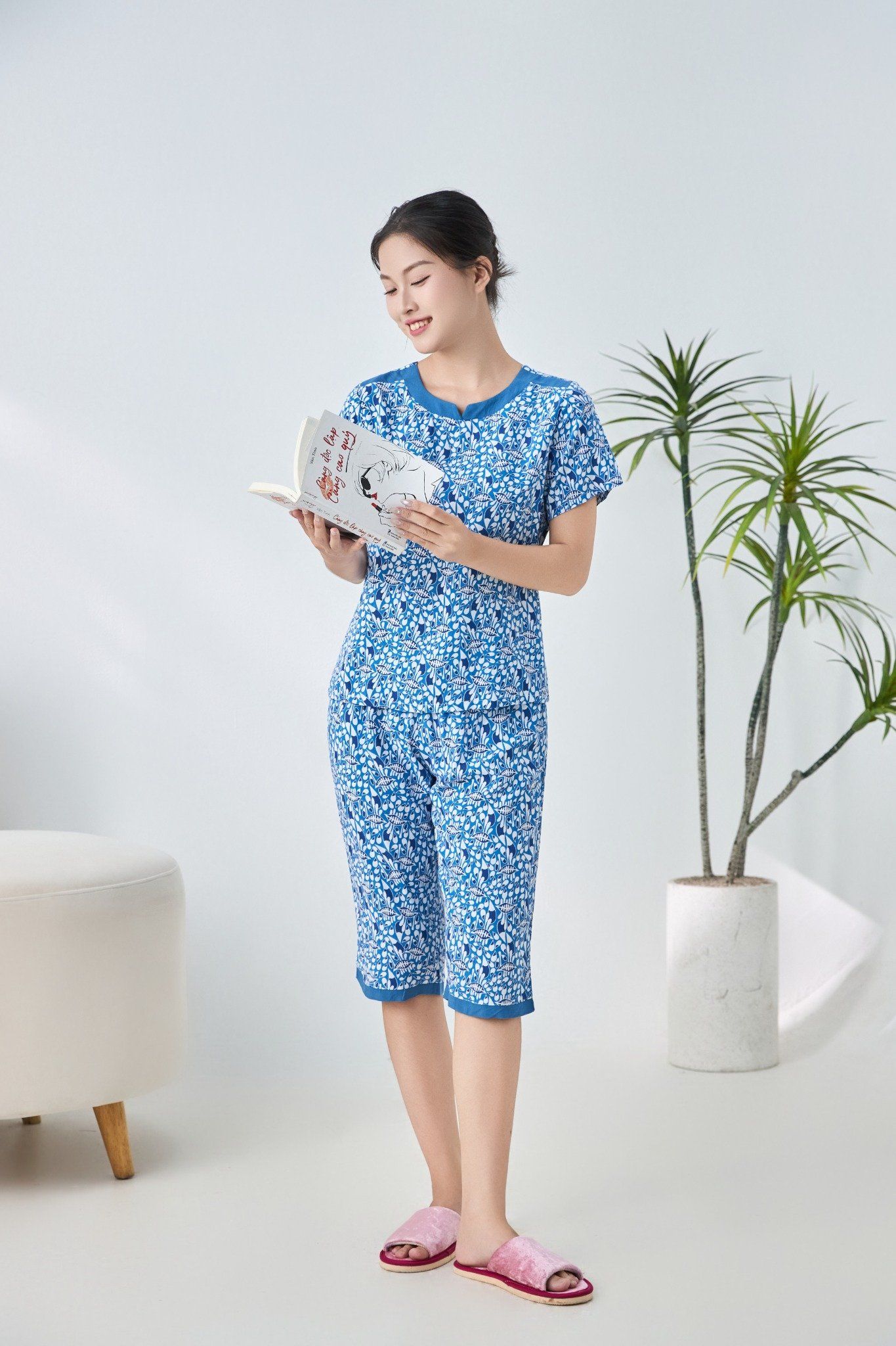 A441142502 - Bộ lửng mặc nhà Ailai cổ tròn xẻ V chất Lanh hoa mềm mại, thoáng mát