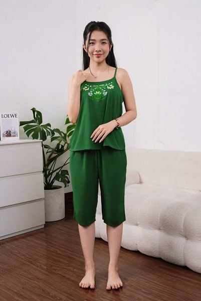 A44128010- Bộ lửng Hai Dây Thêu Ngực Vải Rayon màu Thanh Lịch