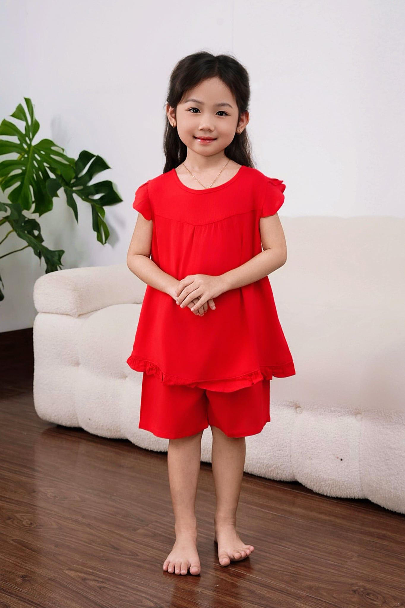 Q24112401- bộ ngắn rayon màu, bé gái cổ tròn, đơn sắc, tay cánh tiên