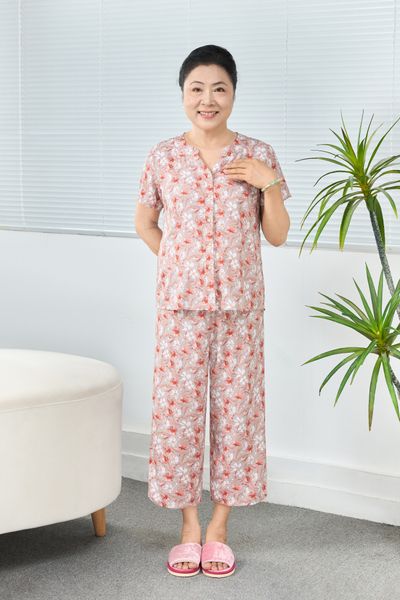 A481142508 - Bộ Lanh Lỡ Mặc Nhà Cổ Tròn Xẻ V Thoáng Mát Cho Mẹ