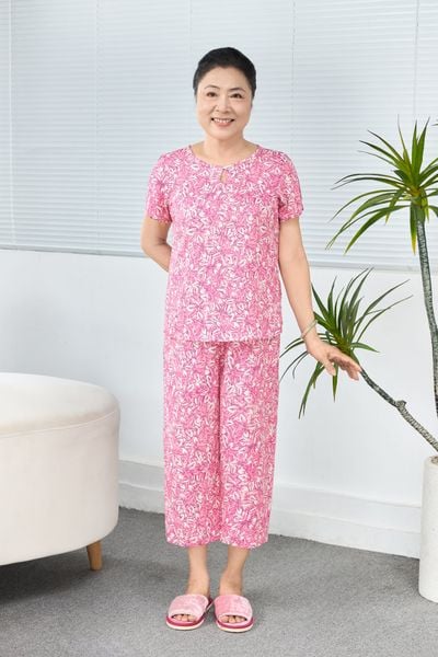Q481132604 - Bộ Lửng Mặc Nhà Lanh Cổ Tròn Viền Tay Ngắn