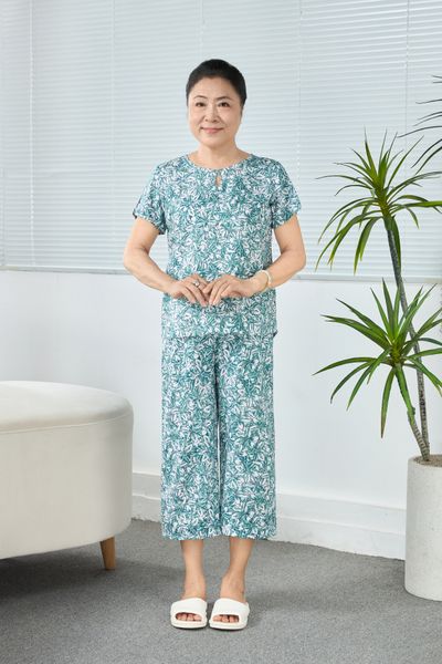 Q481132604 - Bộ Lửng Mặc Nhà Lanh Cổ Tròn Viền Tay Ngắn