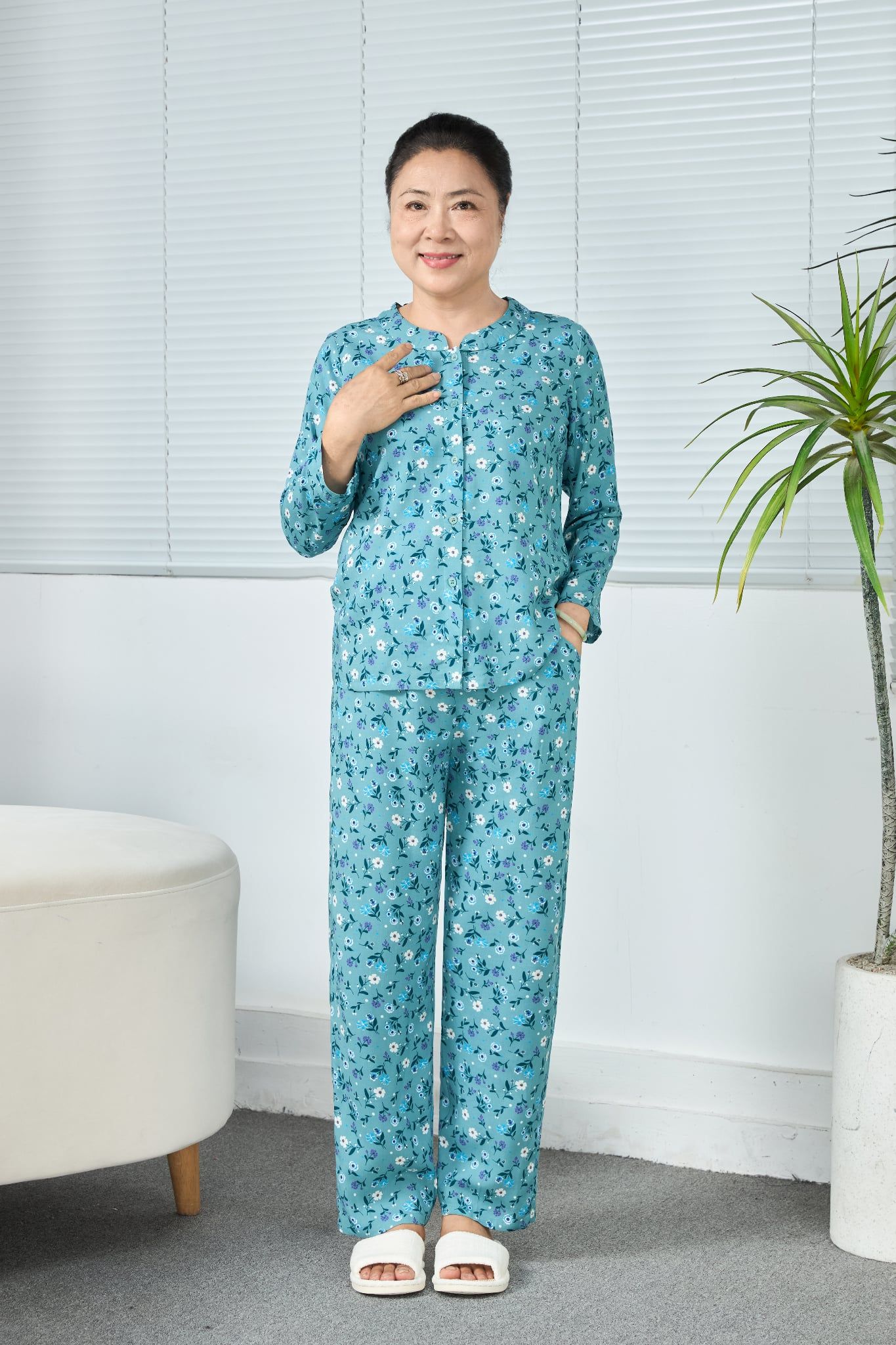 Q451132512 - Bộ Dài Mặc Nhà Lanh Cổ Nẹp Tròn Tay Dài