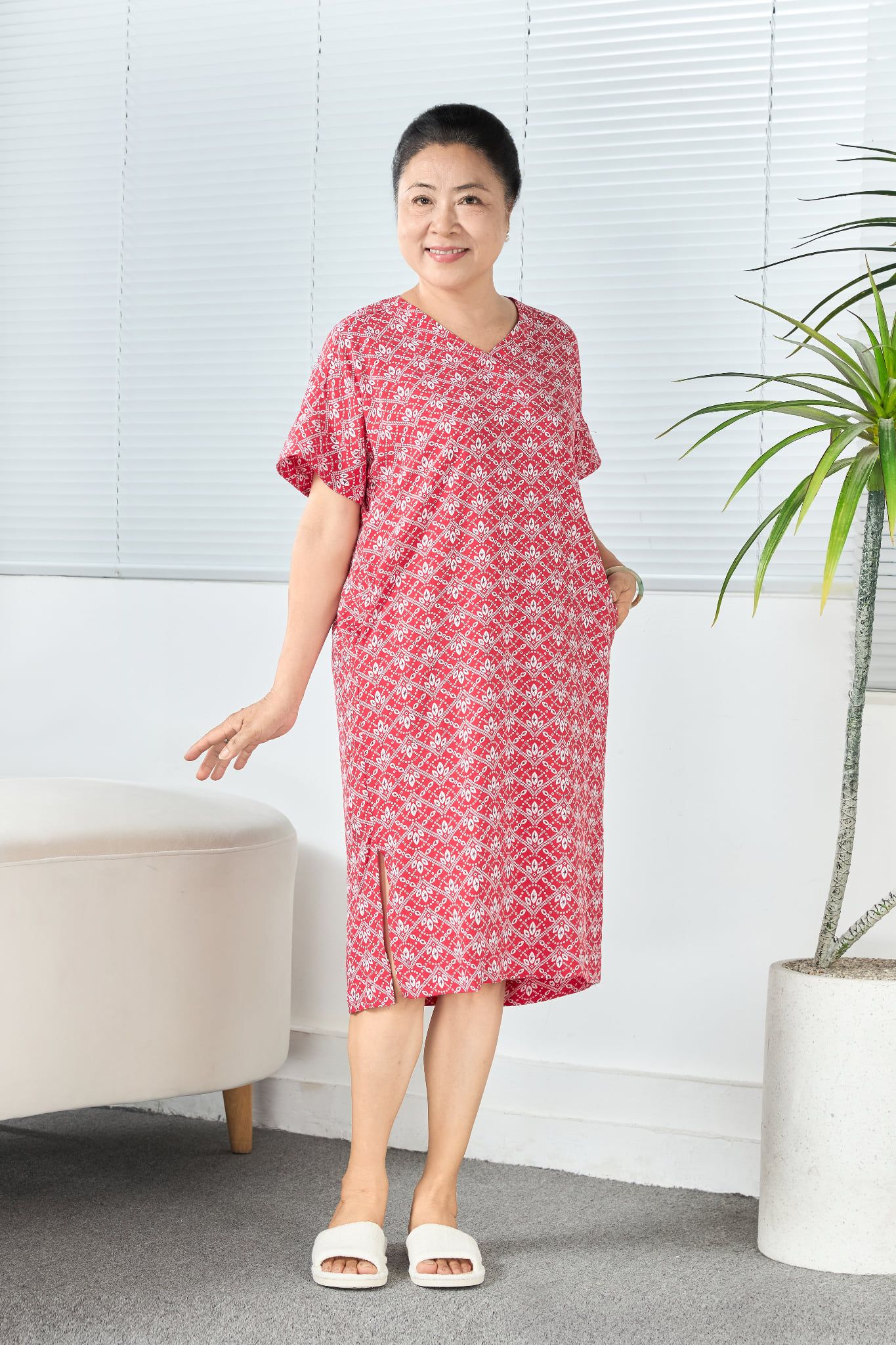 A471142505 - Đầm Mặc Nhà Lanh Cổ Tim Nẹp Tay Liền Xẻ Tà