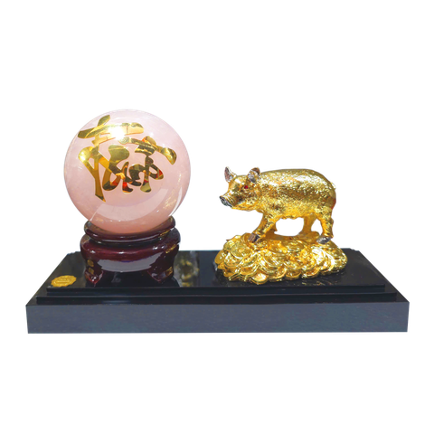 Tiểu cảnh quý linh Hợi gắn đá phong thủy chữ Lộc đồng mạ vàng