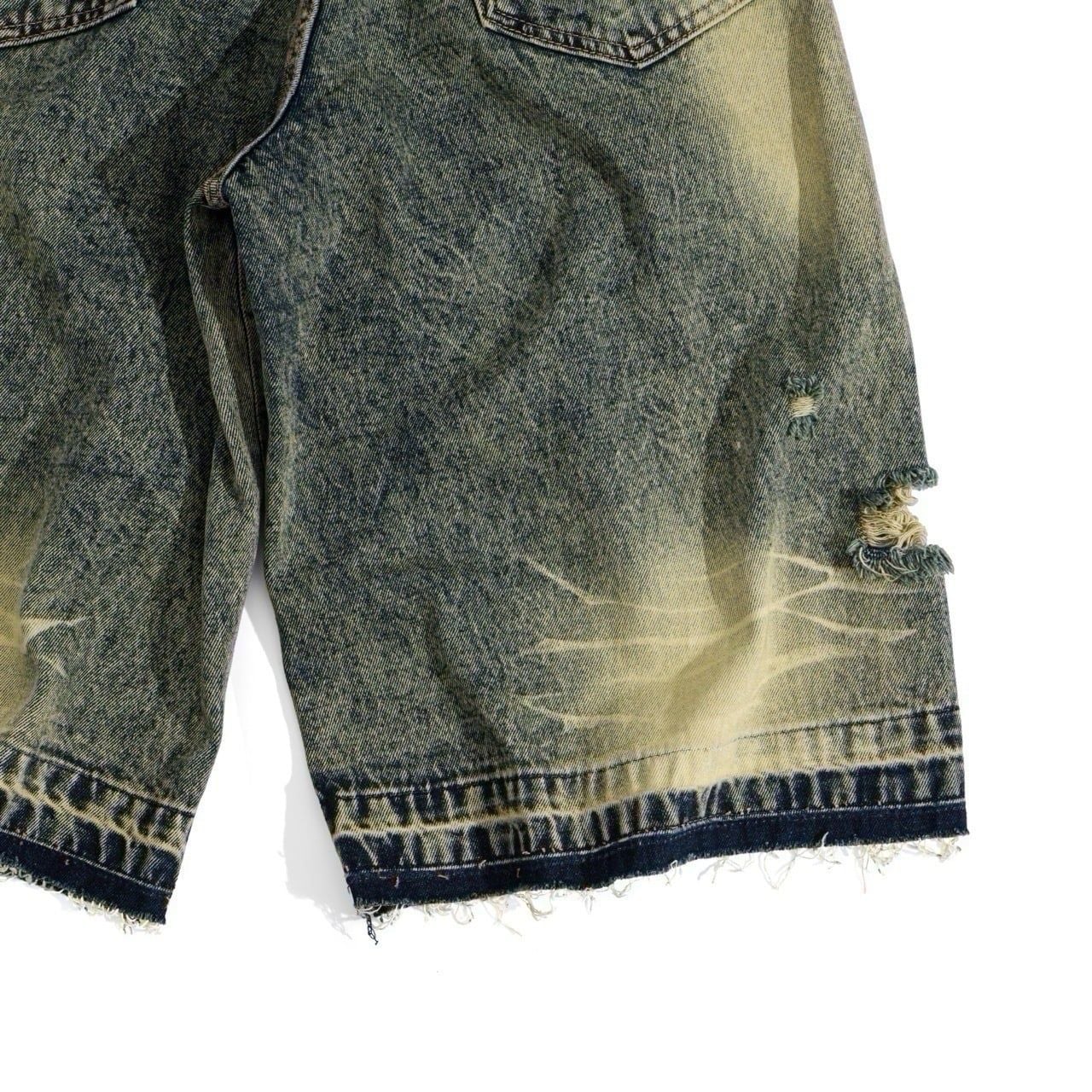  GWYN RAW CUT BAGGY SHORTS 