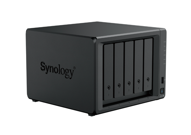 Bộ lưu trữ mạng Synology DS1525+ 5-bay Plus series (up to 15-bay), AMD Ryzen V1500B, 8 GB DDR4 SODIMM (up to 32 GB), 2 x M.2 NVMe slots, 2 x 2.5GbE RJ-45 ports, 10GbE expansion options via E10G22-T1-Mini, 3Y WTY