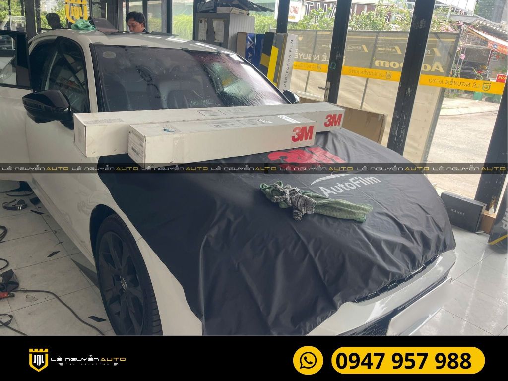Honda Civic RS 2025 dán phim cách nhiệt 3M Crystalline Blk công nghệ mới