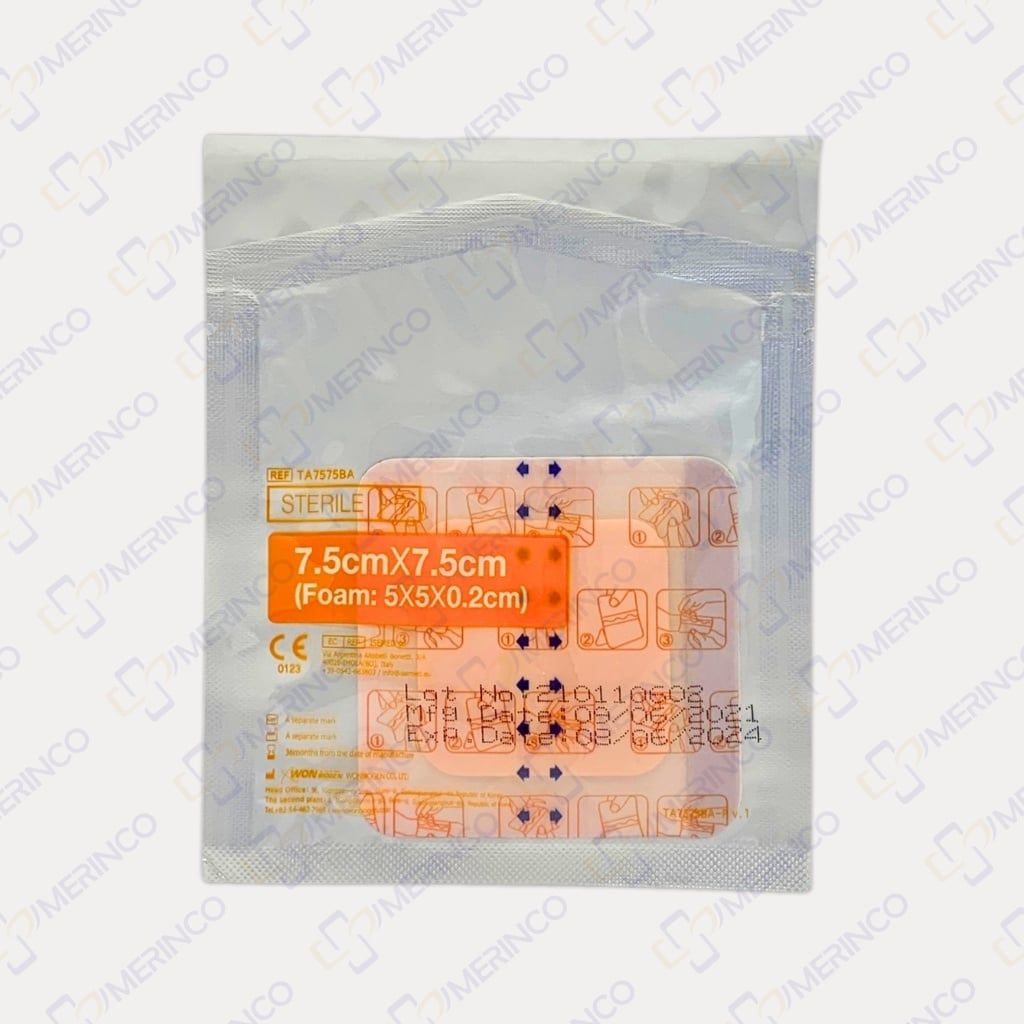 Băng gạc xốp Therasorb Algi Plus Adhesive không dính vào vết thương 7.5cmx7.5cm