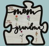Wooden Mom Sign (12)