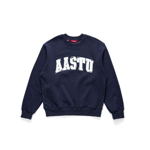  AA CLASSIC SWEATER // NAVY 