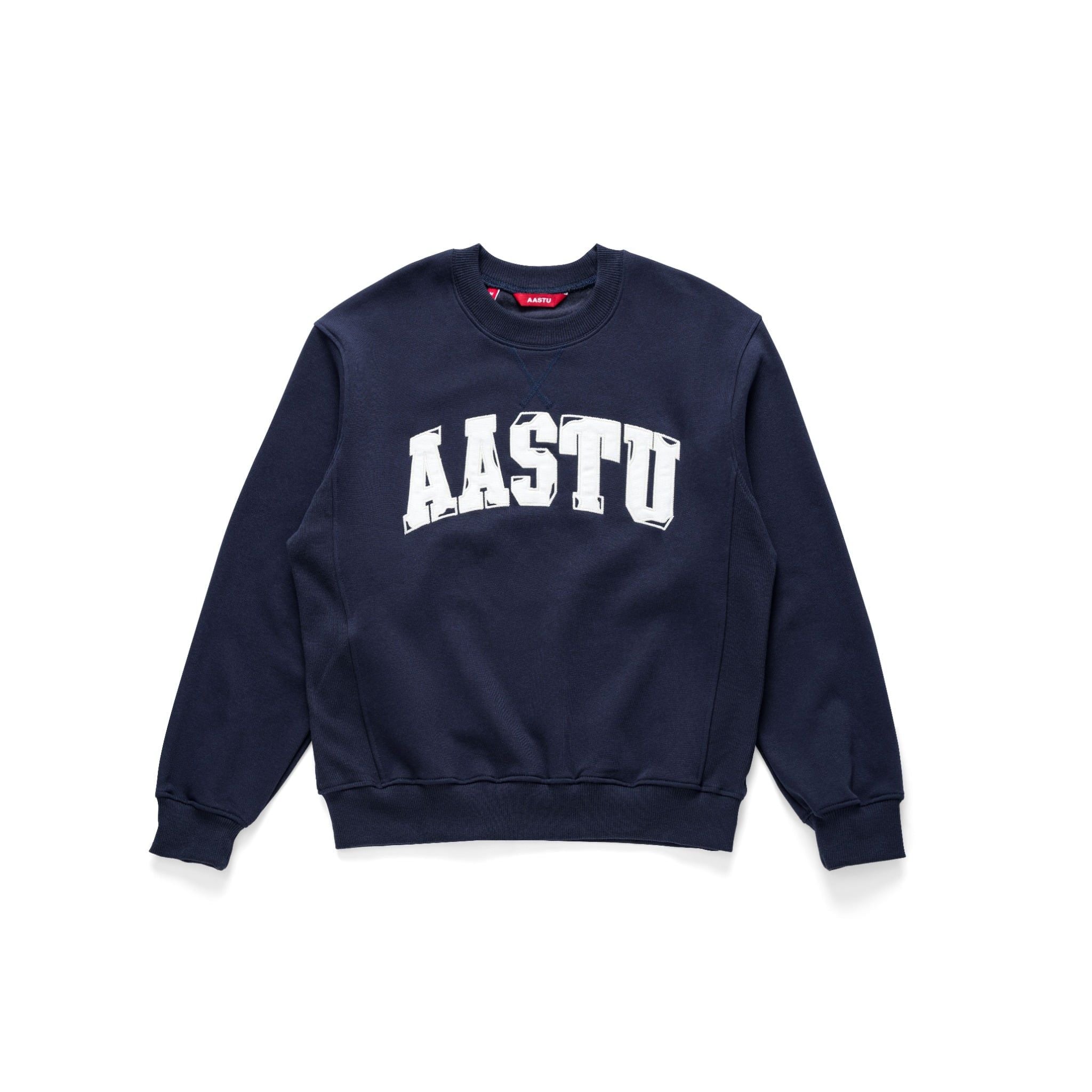  AA CLASSIC SWEATER // NAVY 