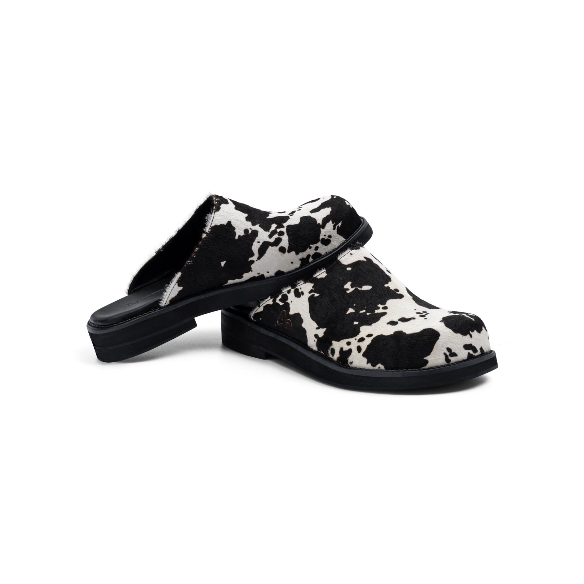  AA CLOG FUR LEATHER // BLACK MILCH COW 
