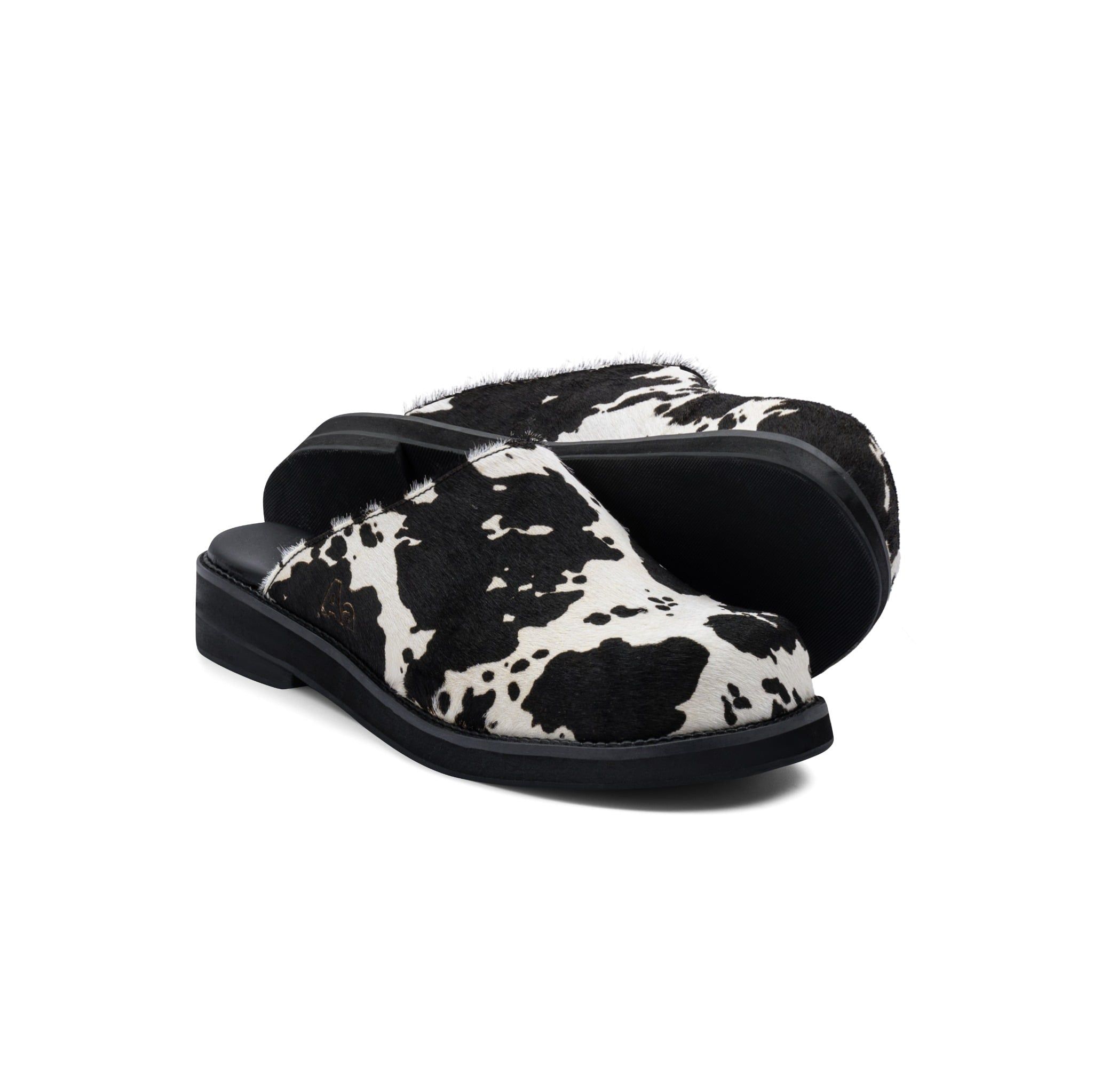  AA CLOG FUR LEATHER // BLACK MILCH COW 