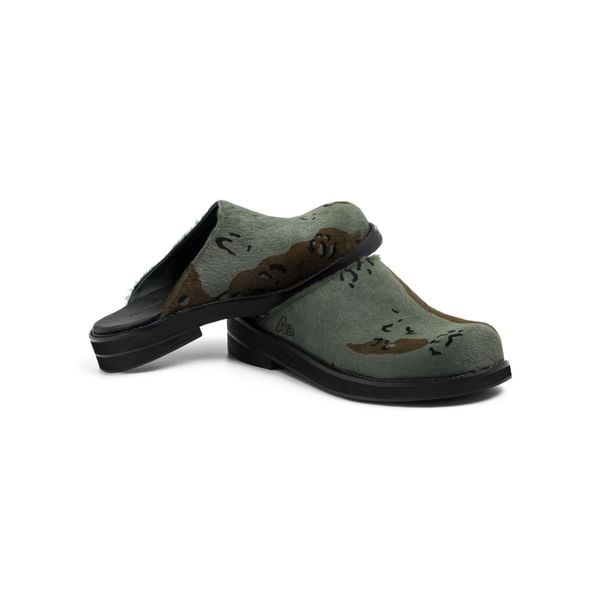  AA CLOG FUR LEATHER // CAMO 