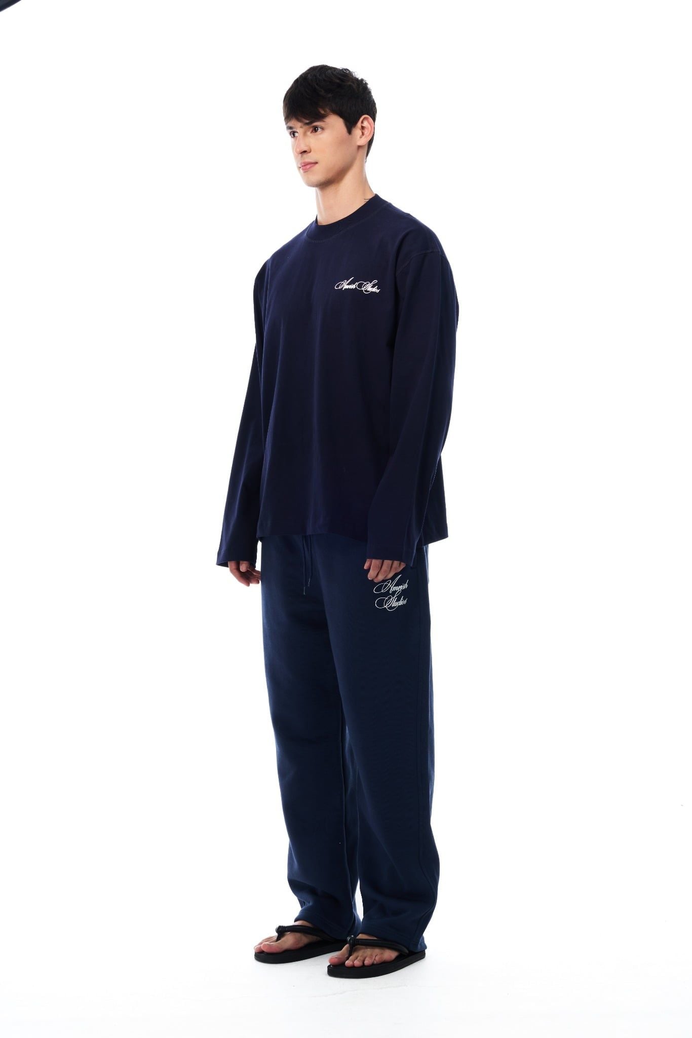  CHAIN STITCH EMBROIDERY LONGSLEEVE TSHIRT  - NAVY 