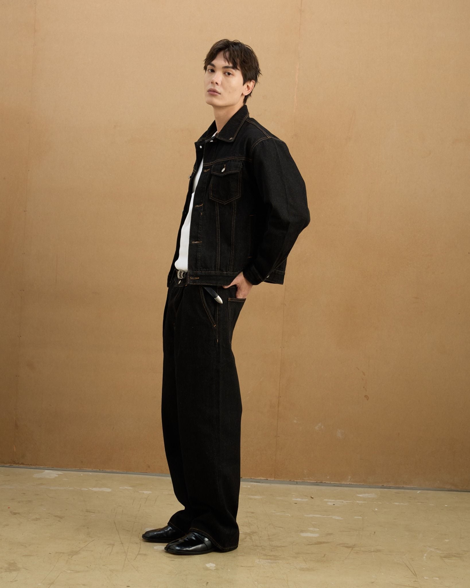  Trucker Denim Jacket - Raw Black 