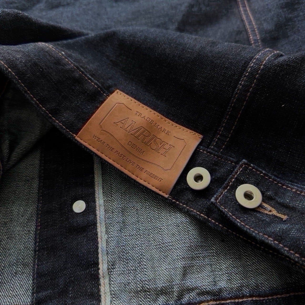  TRUCKER SELVEDGE DENIM JACKET - RAW BLUE 