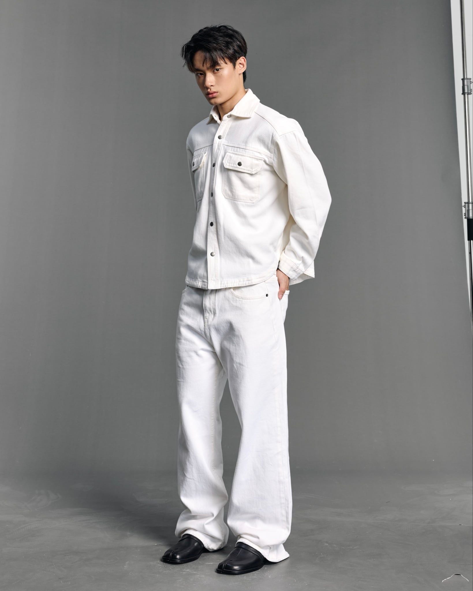  REGULAR DENIM SS SHIRT - OFF WHITE 
