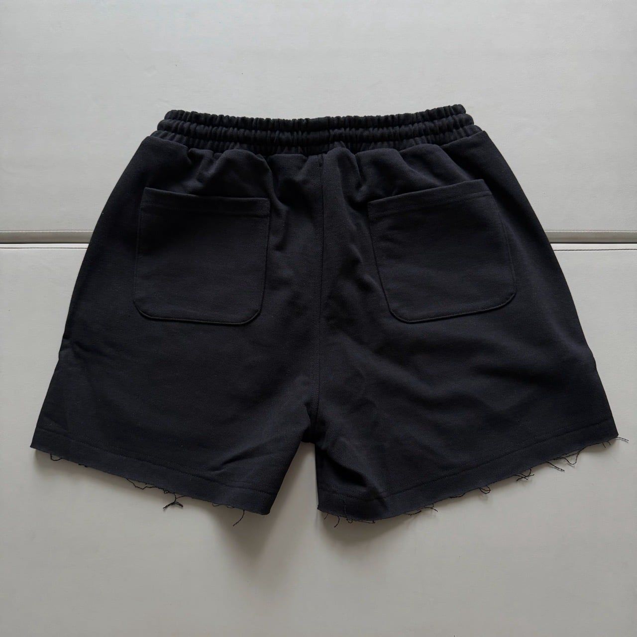  METAL LOGO SWEATSHORT - BLACK 