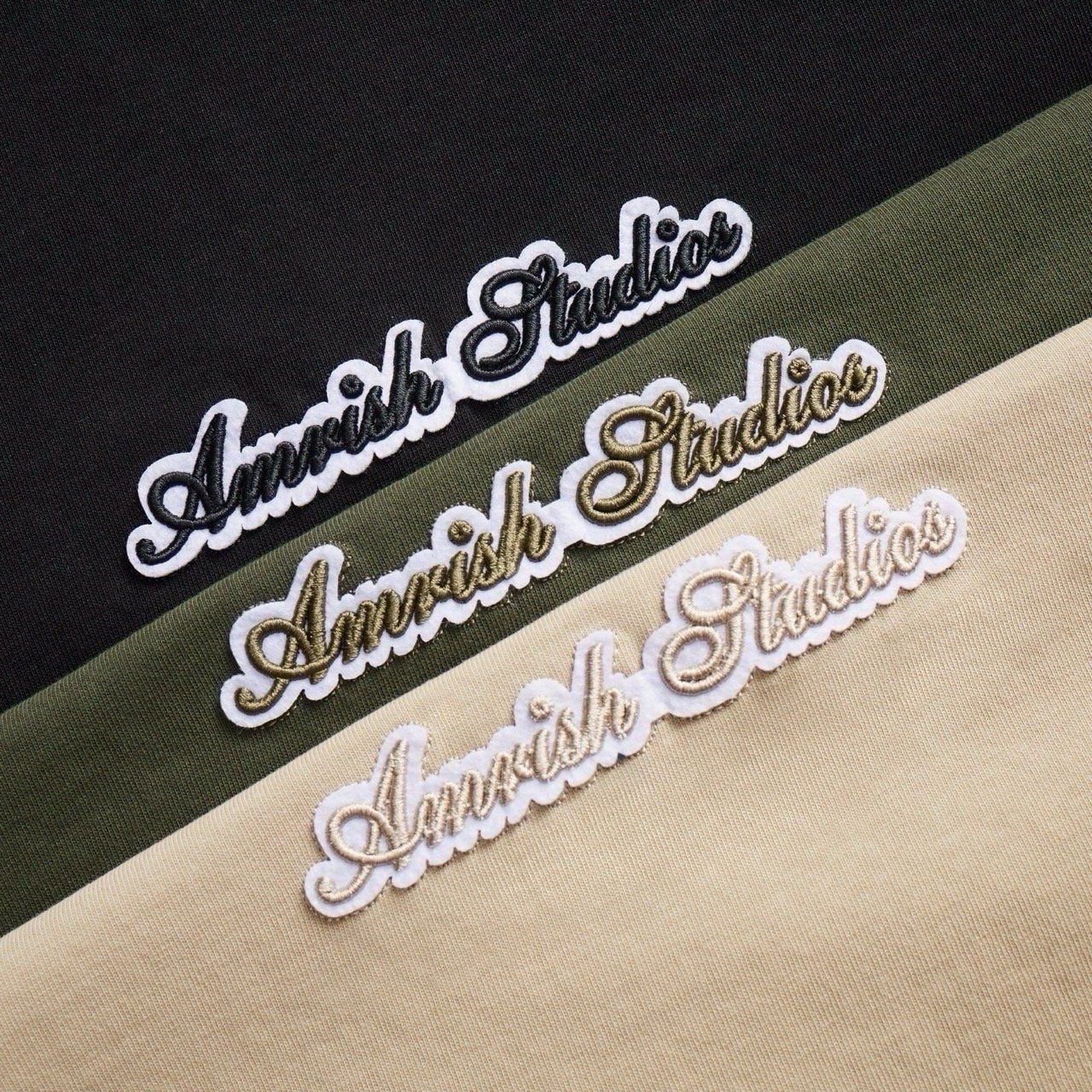  BASIC EMBROIDERY TSHIRT - BLACK 