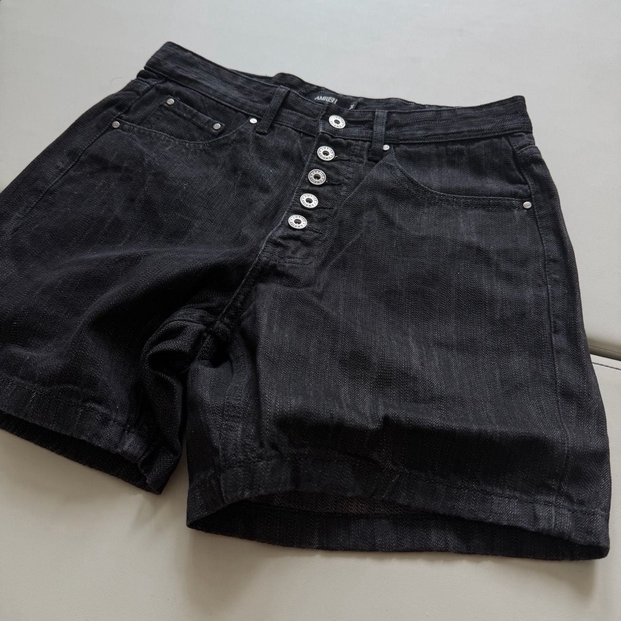  WIDE LEG DENIM BUTTON SHORTS - SCRATCH BLACK 