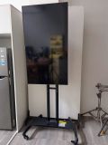  TIVI SAMSUNG 4K 50INCH KÈM GIÁ TREO XOAY NGANG/DỌC - CŨ MÀN ĐẸP 