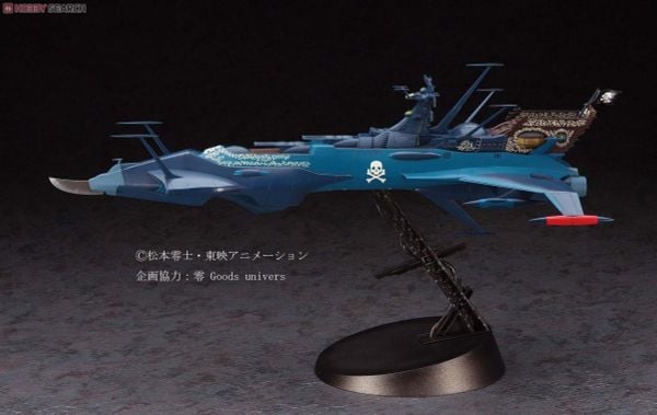 Hasegawa Creator Works - Space Pirate Captain Harlock - 1/1500 Space Pirate Battle Ship Arcadia 2nd Warship