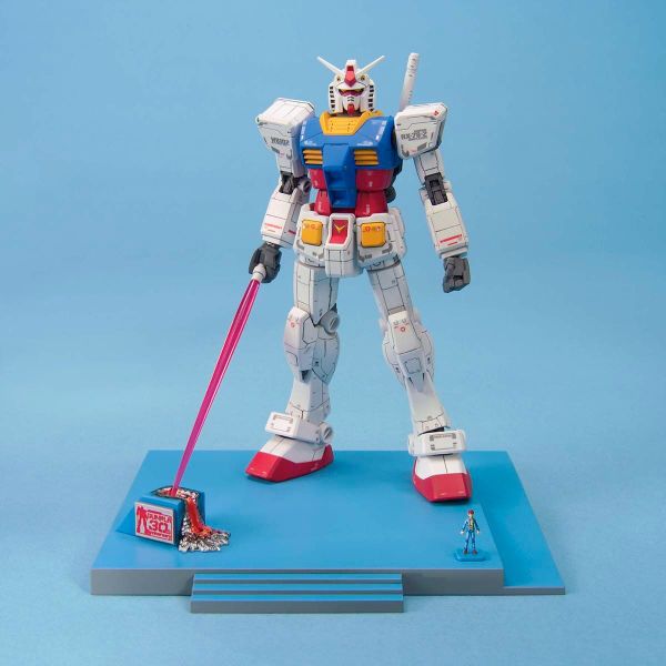 HG 1/144 RX-78-2 Gundam Ver.G30th REAL GRADE 1/1 GUNDAM PROJECT